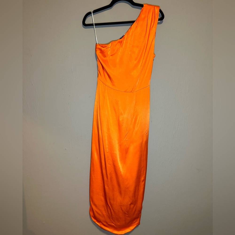 Elliatt Cassini Orange One Shoulder Midi Dress Size M - Picture 4 of 6